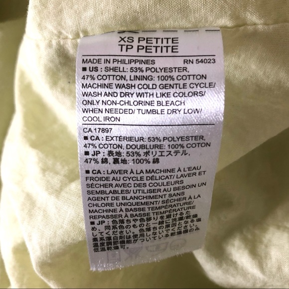 2/$15 - V neck blouse - Picture 5 of 5